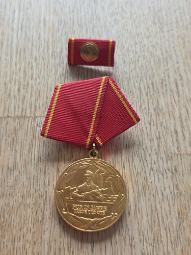 Medaille orden ddr jahre - orden,