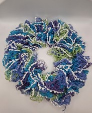 Rüschenschal Handarbeit