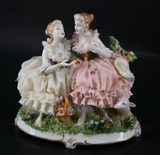 Unterweissbach Porzellanfigur Tüll Figur zwei junge Damen mit Schaf Sammlerstück