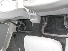 VW Caddy 2k Teppich Innenraumteppich Innen vorne + mitte- schwarz