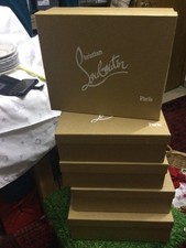 Boxen Christian Louboutin, Originalkarton 5 Stück mit Staubbeutel u. Papier
