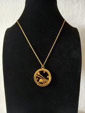 KRONE TRIFARI. Wunderschöne Vintage Halskette.