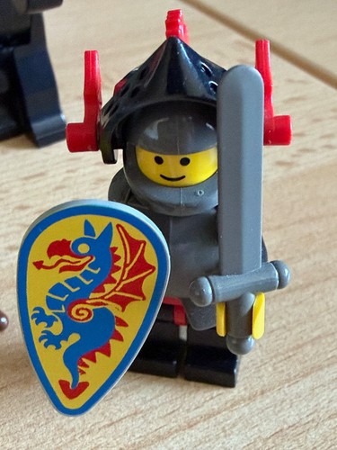 Lego castle dragon knight - castle,