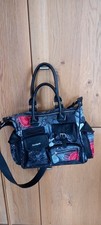 Desigual Damen Tasche 42cm×24cm×11,5cm,schwarz-weiß-rot,guter Zustand.