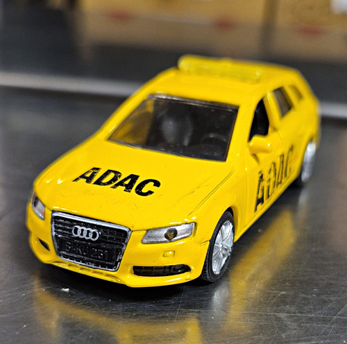 Siku audi avant 0 tdi - a4,