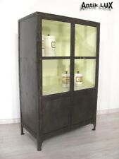 coole Vitrine im Industriedesign, Fabrik, Loft, Bücherschrank aus Eisen