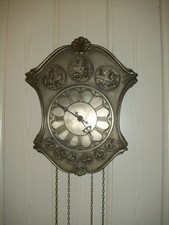 Wanduhr mit Quarz Uhrwerk, Zifferblatt aus 95% reines Zinn, funktioniert