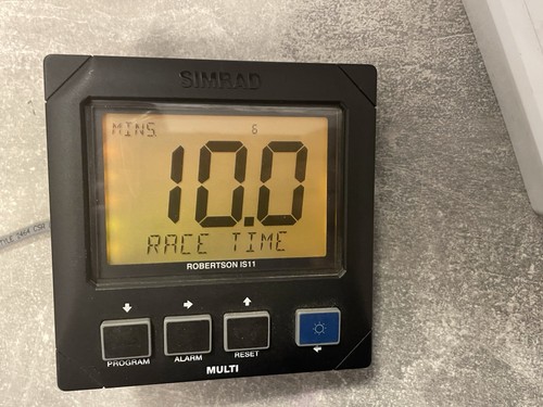 Simrad robertson is11 - simrad,