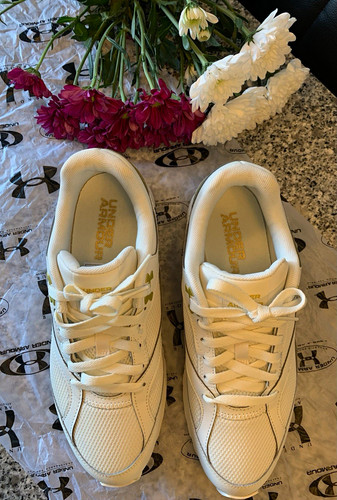 Under armour sneaker - armour, top