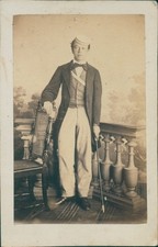 Photo Student, Charged, Jerk