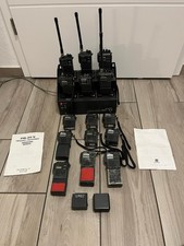 ?YAESU NC-33 Ladegerät mit 15 X YAESU Funkgeräte RTH – Konvolut?LESEN?