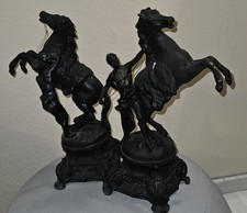 Dekoratives Skulpturen-Paar