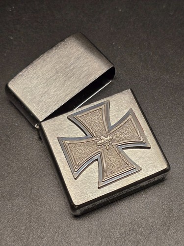 Zippo eisernes kreuz - zippo, oak