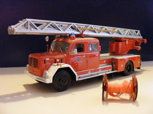 Minichamps 439 142 071 - 142,