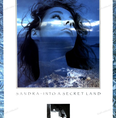 Sandra into secret - -,