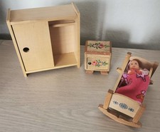 Puppenstuben Haus Möbel Puppenhaus Schrank Wiege Nachttisch Holz natur Puppe