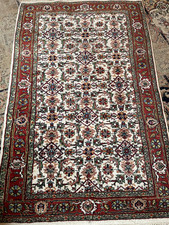 Schöner  Orientteppich Perser Teppiche Brücke  in Beige Weiß Rot ca. 157x 94 cm