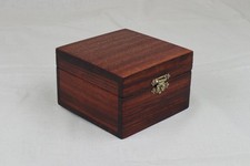 Holzkästchen massiv Mahagoni
