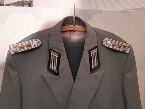 Gala uniform volkspolizei - gala-uniform,