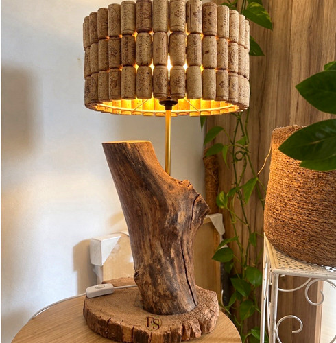 Tischlampe holzfuß korkschirm - tischlampe,