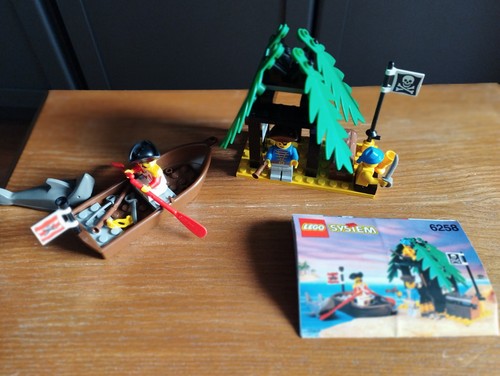 Lego 6258 smuggler shanty - smuggler's,