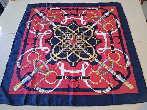 Quadratischer hermès - quadratischer,