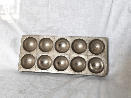 Alte pralinenform metall - alte,