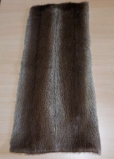 Echtes Fell Rest Biber braun gebraucht ca  22 x 55 cm 