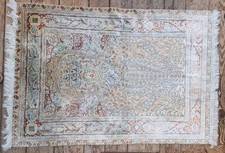 Seidenteppich handgeknüpft METALLFÄDEN