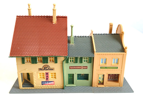 Pola stadthauszeile - pola,