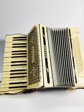Vintage Hohner Tango II