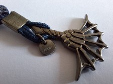 Anhänger JOOP Stilisierte Kornblume Luxus Marke Gestempelt 