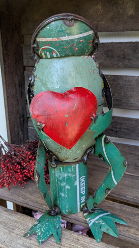 Sitzender frosch mit herz - ,