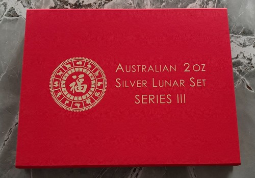Lunar serie iii - iii,