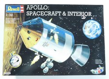 1/32 Revell 04829 - Apollo Spacecraft & Interior - komplett