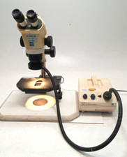 ZEISS Stereomikroskop Stemi 2000-C Triankular + Lichtquelle KL 1500