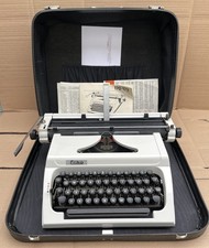 Schreibmaschine ERIKA Modell