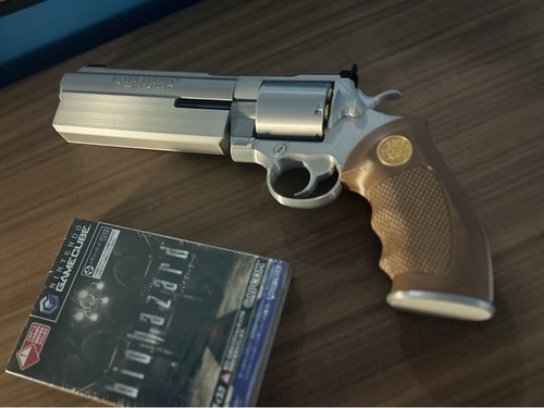 Premium barry burton - premium,