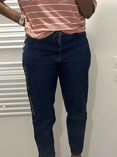 Customized dunkelblaue jeans - jeans,
