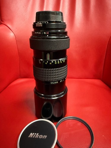 Nikon nikkor 300mm - /,