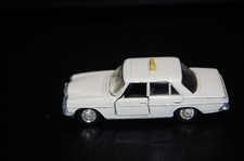 Schuco Mercedes 200 Taxi 1:66 No 605 / 806 Polizei