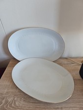 "2 PORZELLAN-PLATTEN BAREUTHER