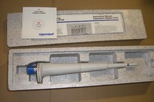 Eppendorf 500 µl Pipette Comforpette 4700 -blaue Codierung-