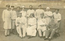 Soldaten im Lazarett Landau, Kriegsjahr 1914-1915, Rot Kreuz, Foto-Feldpostkarte