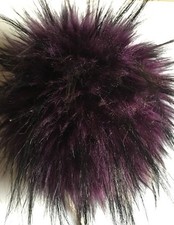 Fur pom pom purple with black