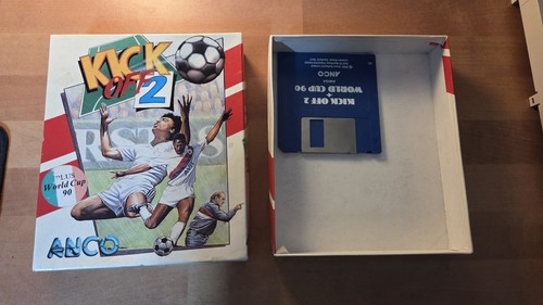 Commodore amiga kick off - commodore,