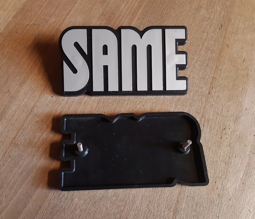 Orig same traktor - same, emblem