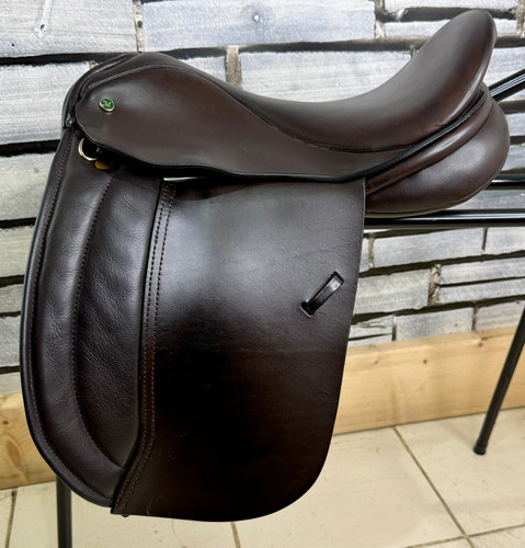 Breiter manor english pony - 15",