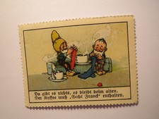 Aecht Franck - 2 Zwerge mit Bart beim Stricken & Kaffee Trinken / Reklamemarke