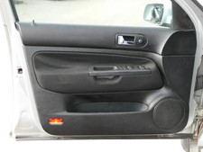 1x Golf 4 Bora Türverkleidung